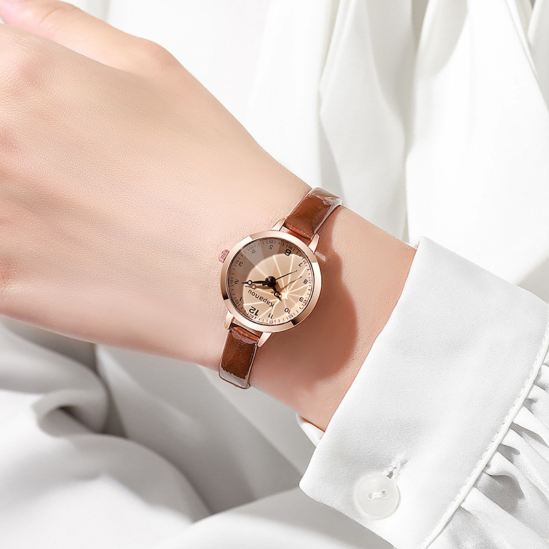 Relógio Feminino, Relógio de Q - Luxury Watch Value avaliação e preço